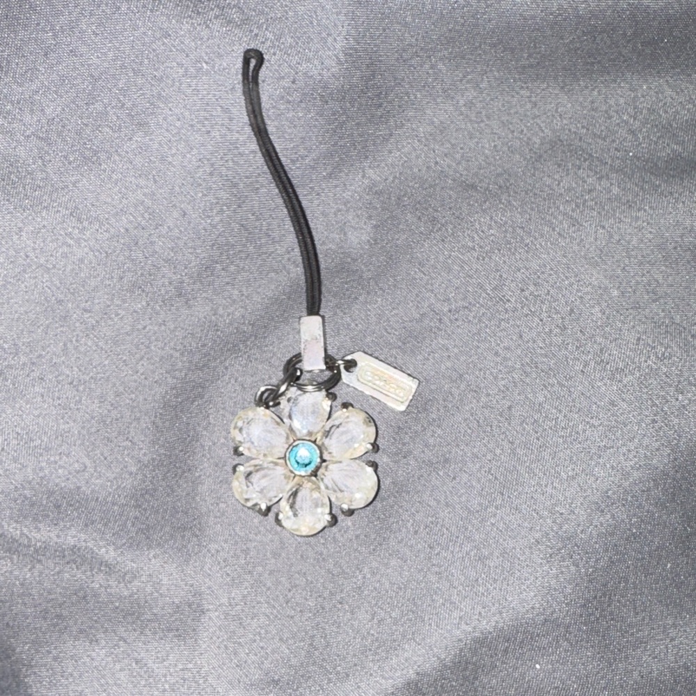 Coach Vintage Y2K mobile charm-Daisy crystal